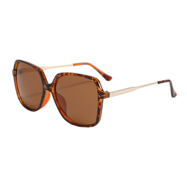 Wholesale of new large frame sun protection sunglasses for foreign trade, women's outdoor outings, fishing, fashionable brown glasses, men's sunglasses