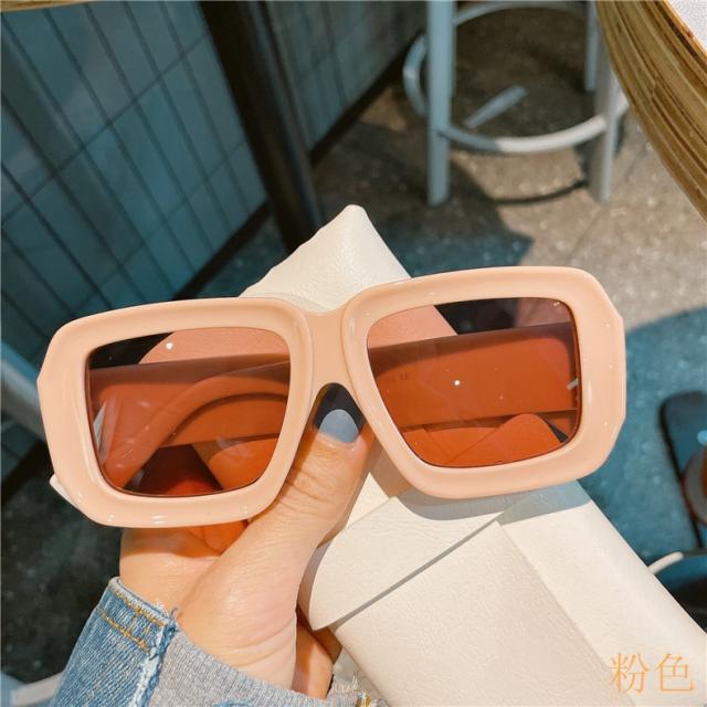 Rocket checkerboard sunglasses for women Euramerican ins style big frame wide leg sunken temple street photography candy colored sunglasses